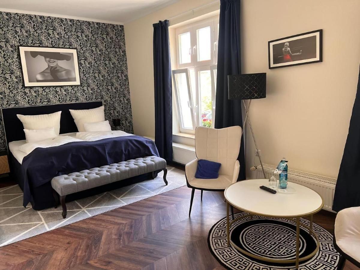 Schlosshotel 赖因斯贝格 外观 照片